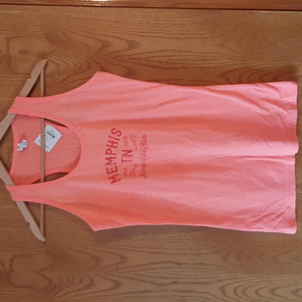 Memphis tank top Size Large- NWT
